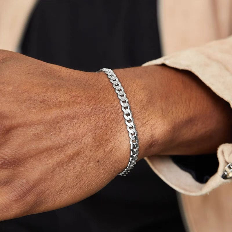 Men's Flat Curb Bracelet in 925 Sterling Silver – original detail