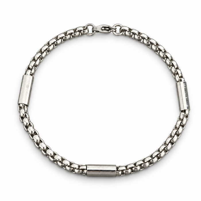 Bar and Box Link Bracelet — product view