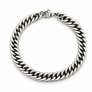 Dense Curb Bracelet — product view