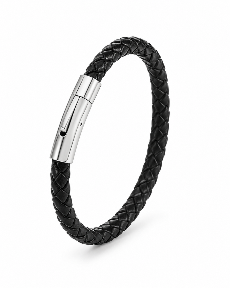 Essential Braid Bracelet — product view
