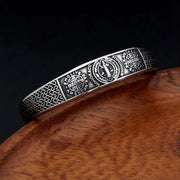 Men's Benedict Medallion Cuff in silver-tone Steel – original detail of the surface and opening