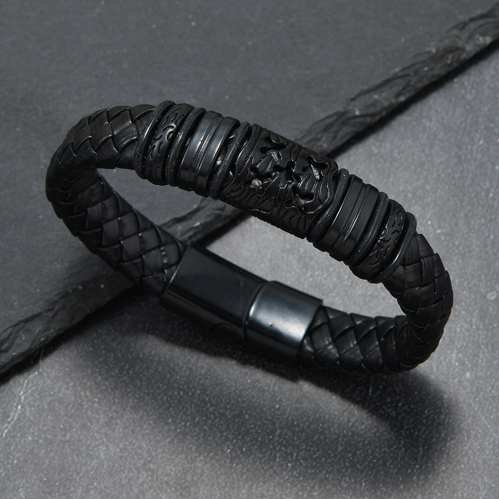 Men's Carved Barrel Braid Bracelet in Black – original detail