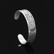 Men's Bark Compass Cuff in silver-tone Steel – original detail of the surface and opening